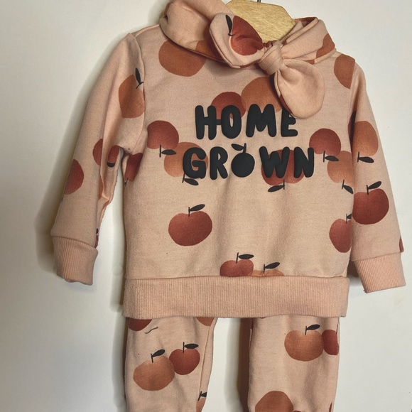 Petit Lem Other - PL Baby Graphic Peach Matching Sweatsuit